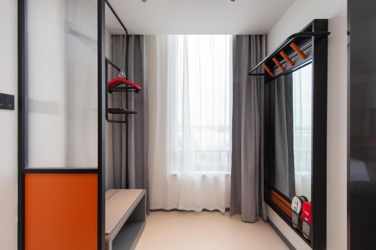 Hotel Ibis Li Wang Road, Jiaodong Airport Jiaozhou Exterior foto